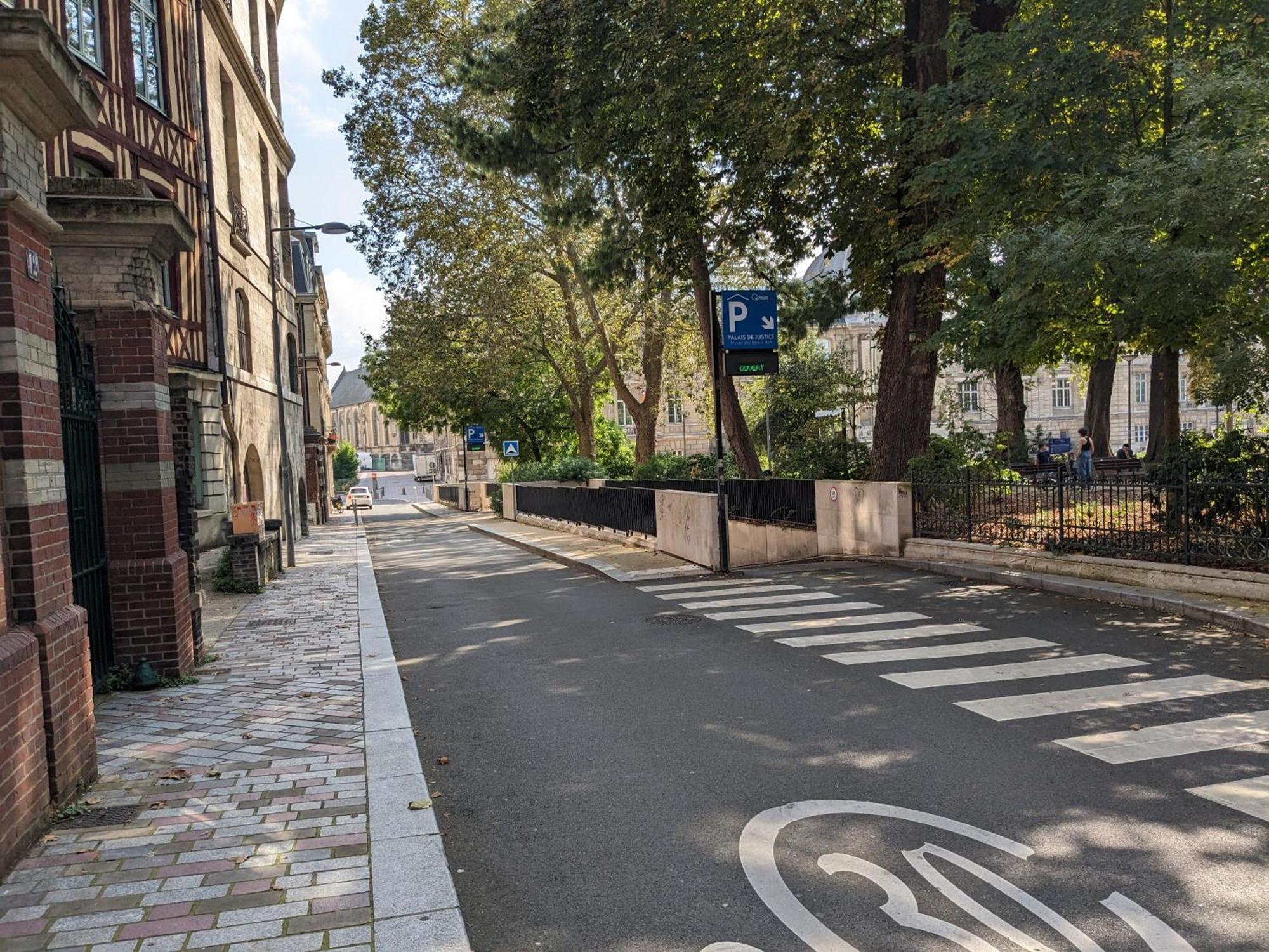 Hotel Morand Rouen Bagian luar foto