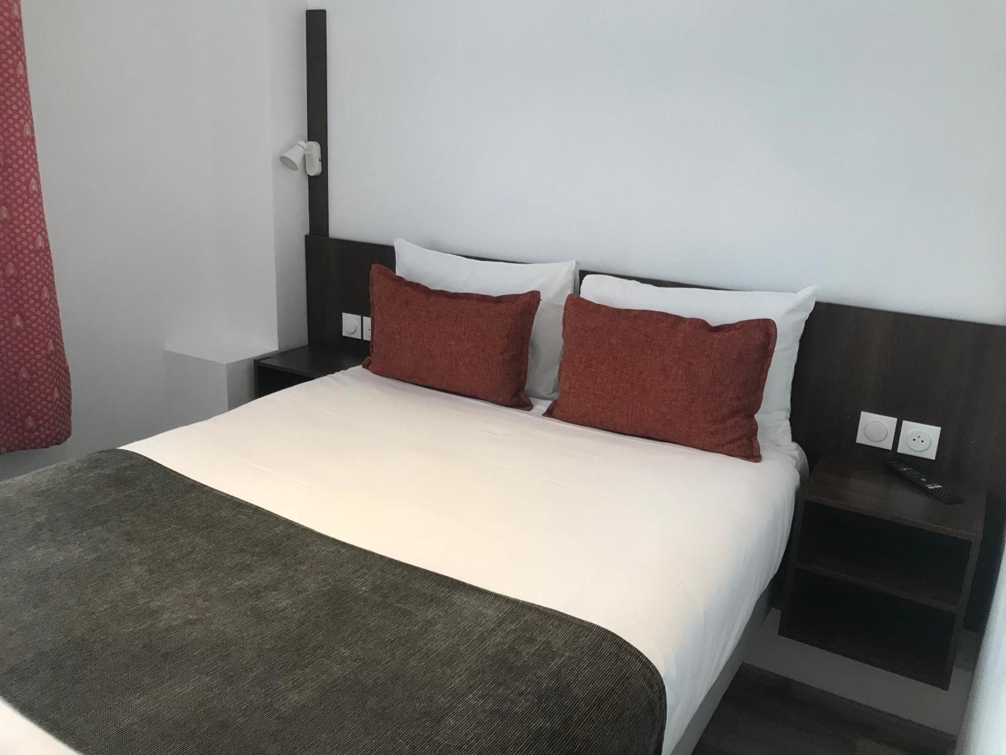 Hotel Morand Rouen Bagian luar foto